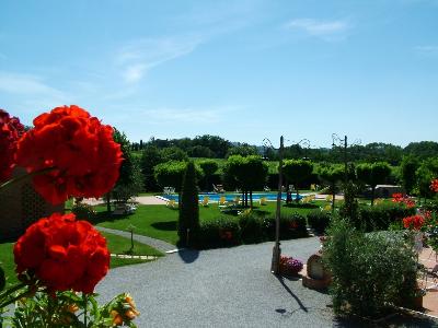 MONTEPULCIANO COUNTRY RESORT